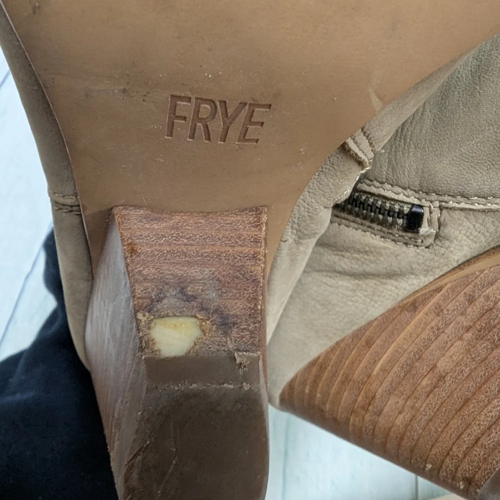Frye leather cowgirl ankle booties with heels. - Picture 8 of 9